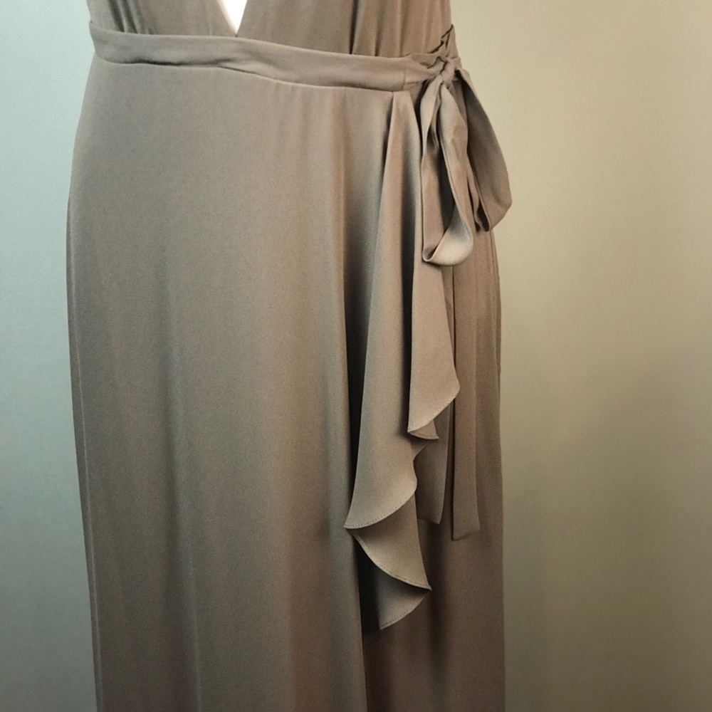BCBG DRESS - Picture 2 of 6